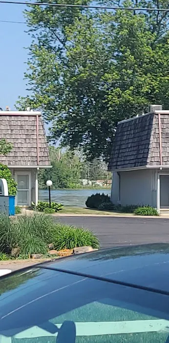 Wawasee Mobile Village Picture 3