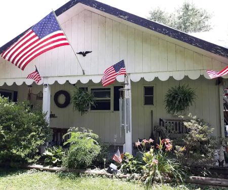 Fawn Court Estates Mobile Home & RV Rental Park