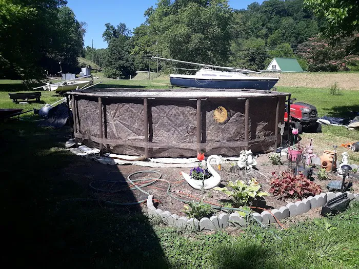 Fawn Court Estates Mobile Home & RV Rental Park Picture 8