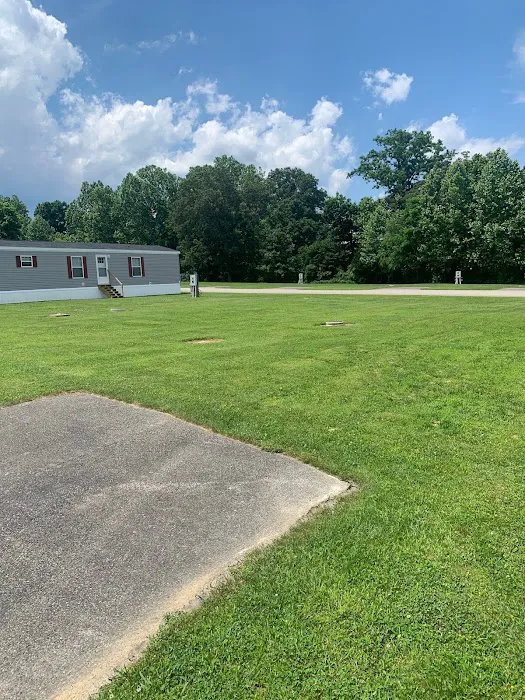 Meadow View Mobile Home Park Picture 4