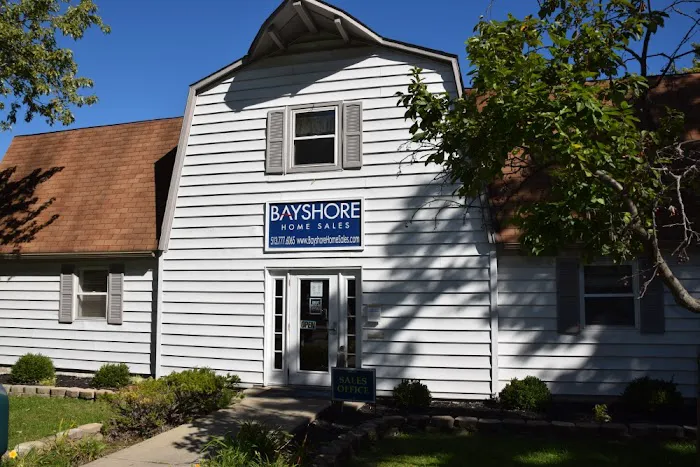 Yorktowne Manufactured Home Community Picture 3