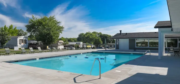 Countryside Village-Hamilton Picture 7