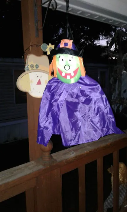 Linda Mobile Home Park Picture 2