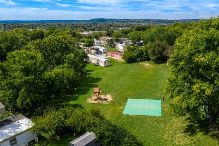 Sky Meadows MHP Picture 2