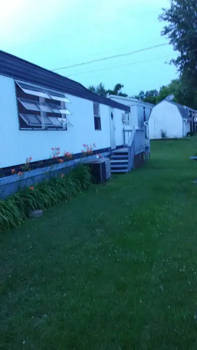 Pleasant Hill Mobile Home Park Picture 4