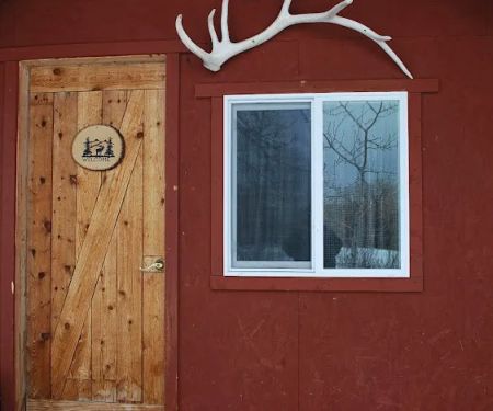 Glacier Elkhorn Cabins and Campground