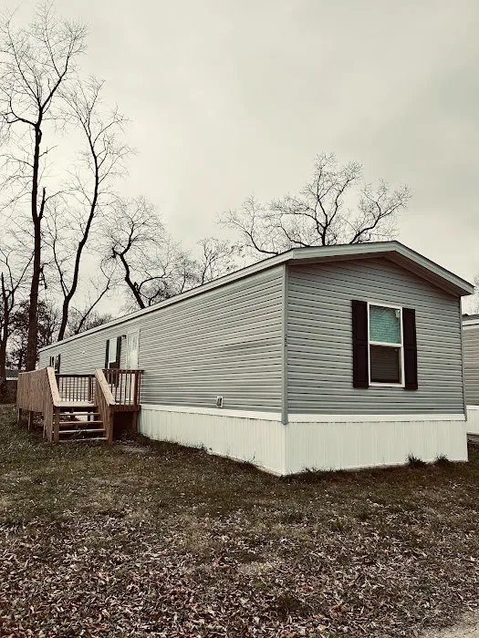 Royal Oaks MHP, LLC Picture 5