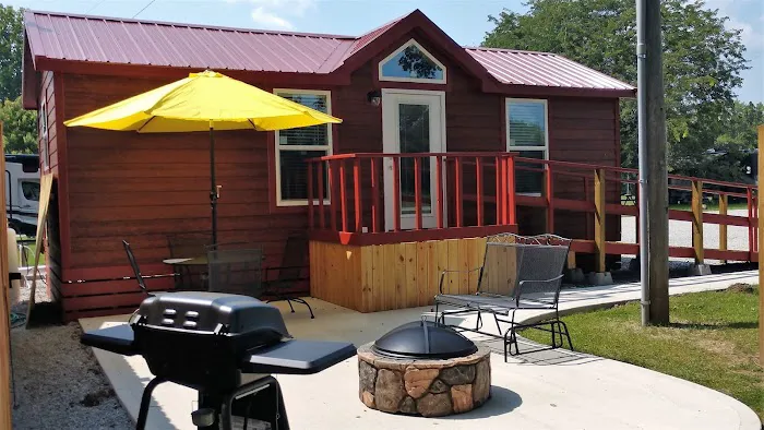 Muncie RV Resort by Rjourney Picture 3