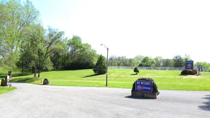 Muncie RV Resort by Rjourney Picture 8