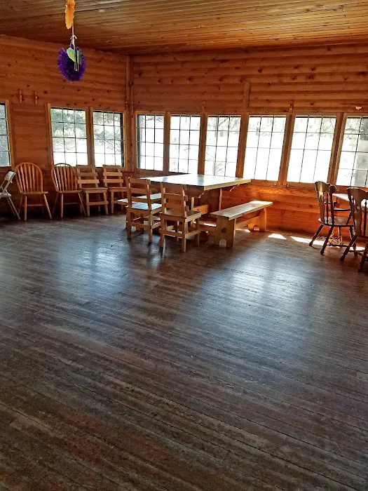 Wood's Cabin Picture 2