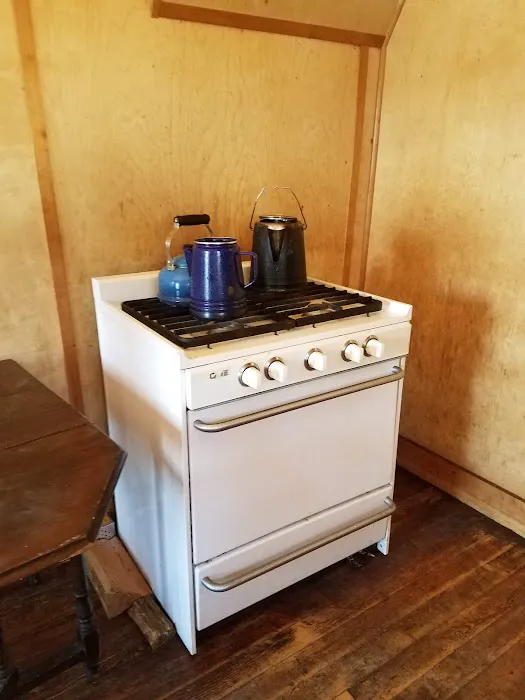 Wood's Cabin Picture 1