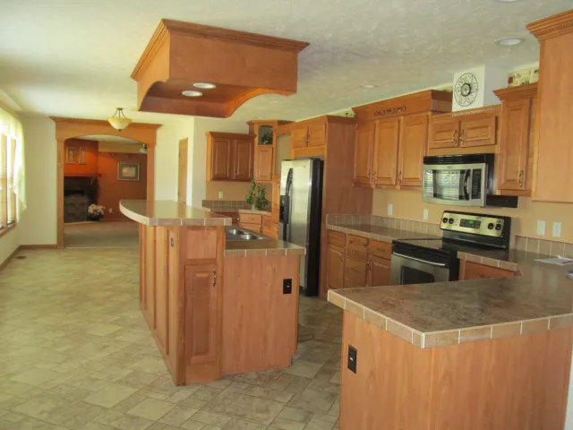 Hamburg Hills & Coventry Woods/AJR Home Sales Picture 3