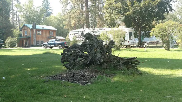 Peaks and Pines RV and Camp Resort Picture 5