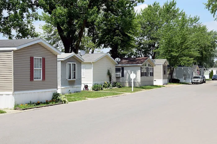 Sherwood Village Manufactured Home Community Picture 6