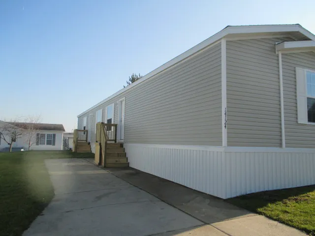 Plymouth Hills/AJR Home Sales Picture 6