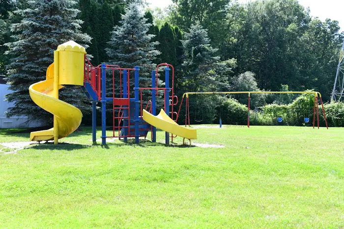 Huron Estates Picture 3