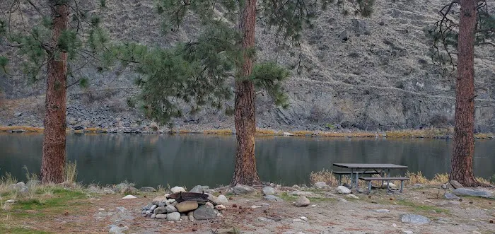 Island Bar Recreation Site Picture 2