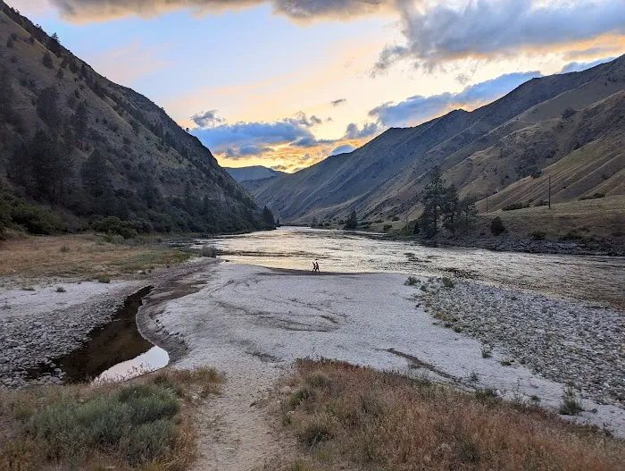 Island Bar Recreation Site Picture 10