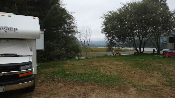 Anglers Cove Campground Picture 9