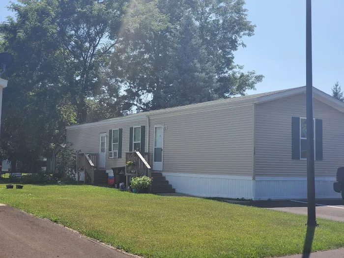 Grand Oaks Village Picture 2