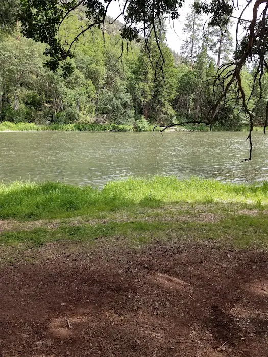 Klamath River Campground Picture 9