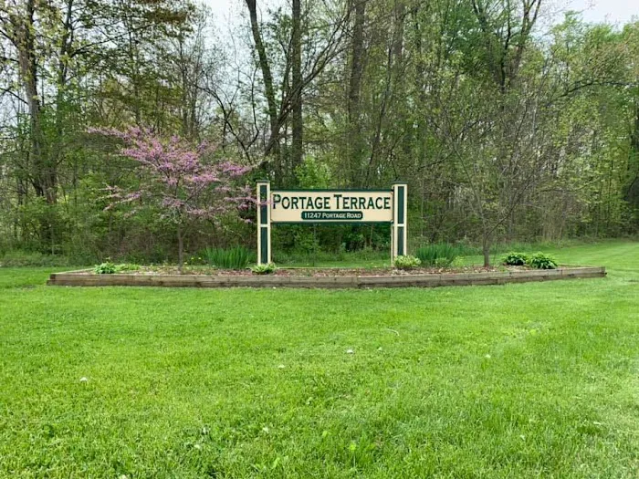 Portage Terrace Mobile Home Park Picture 3