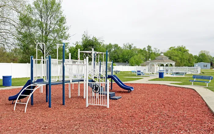 Broadmore Estates Picture 6