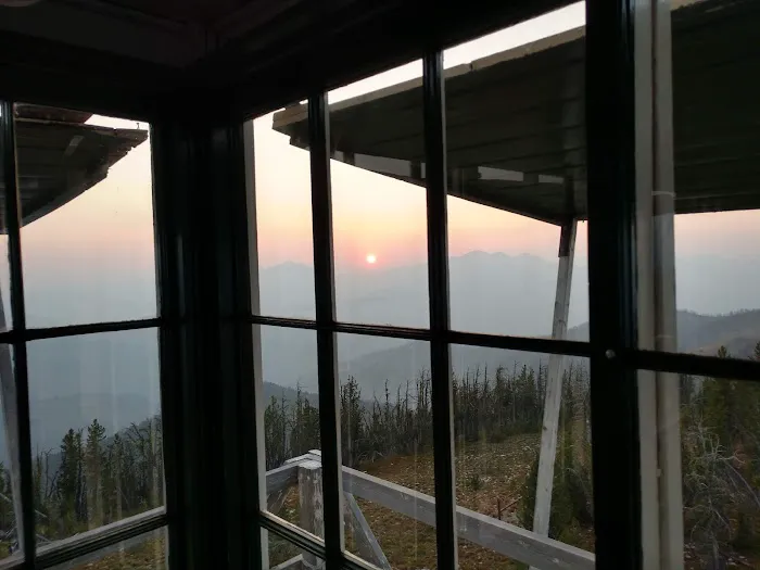 Medicine Point Lookout Picture 9