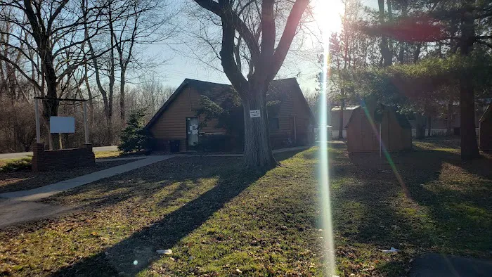 Whispering Pines Trailer Park Picture 2