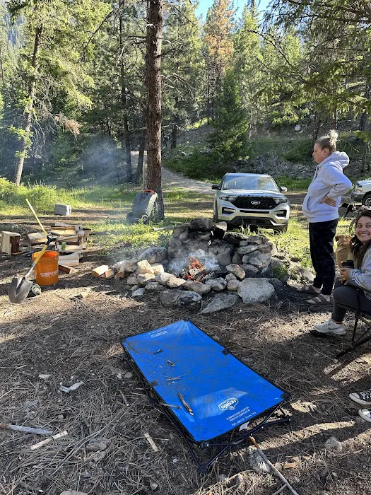 Yellow Pine Campground Picture 5