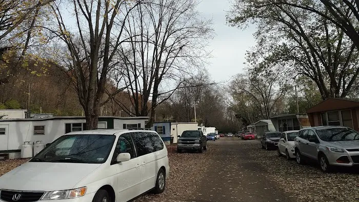 Town And Country Mobile Home Park Picture 5