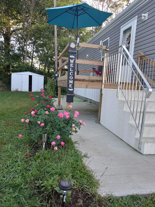 Village mobile home park Picture 1