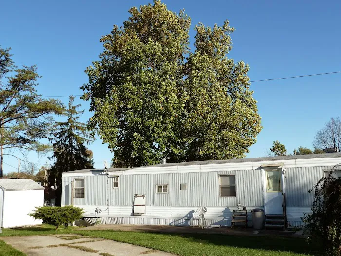 Hazelhurst Mobile Home Park Picture 5