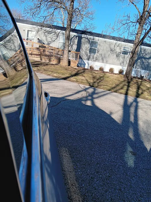 Branch Hill Mobile Home Park Picture 8