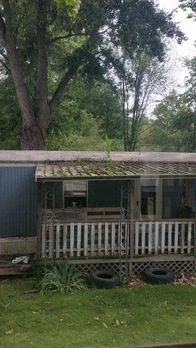 Elephant Hill Mobile Home Park Picture 10