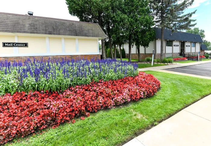Kensington Place Mobile Home Park Picture 6
