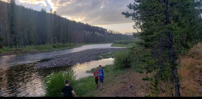 Fishcreek Campground Picture 4