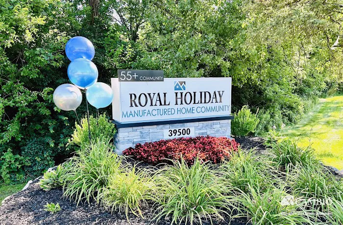 Royal Holiday MHC (Active Living 55+) Picture 2