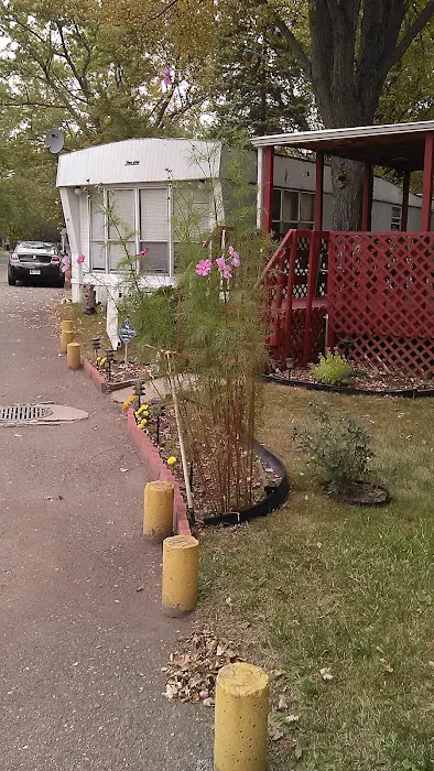 Riverview Trailer Park Picture 8