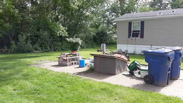 Metro Commons Manufactured Home Community Picture 3