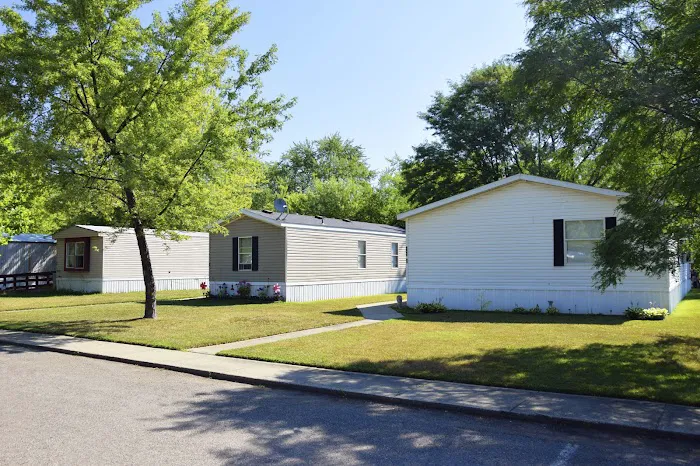 Metro Commons Manufactured Home Community Picture 4