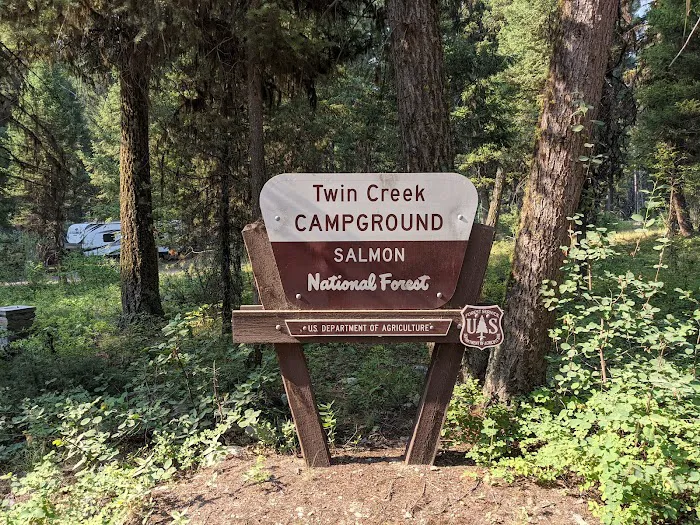 Twin Creek Campground & Group Picnic Picture 1
