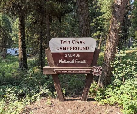Twin Creek Campground & Group Picnic