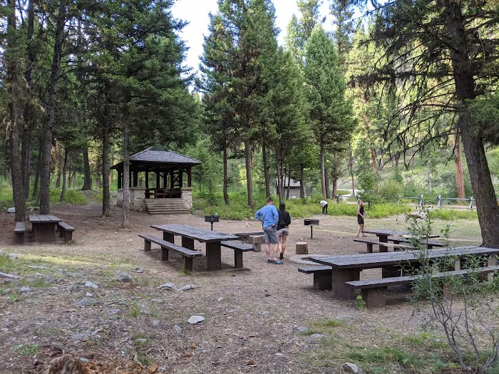 Twin Creek Campground & Group Picnic Picture 5