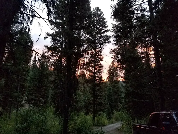 Twin Creek Campground & Group Picnic Picture 8