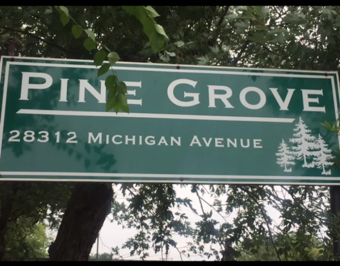 Pine Grove Mobile Home Park Picture 10