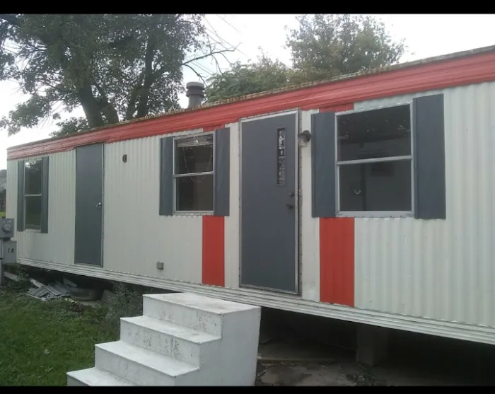 Pine Grove Mobile Home Park Picture 8