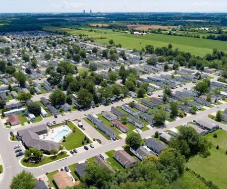 Frenchtown Villa/Elizabeth Woods