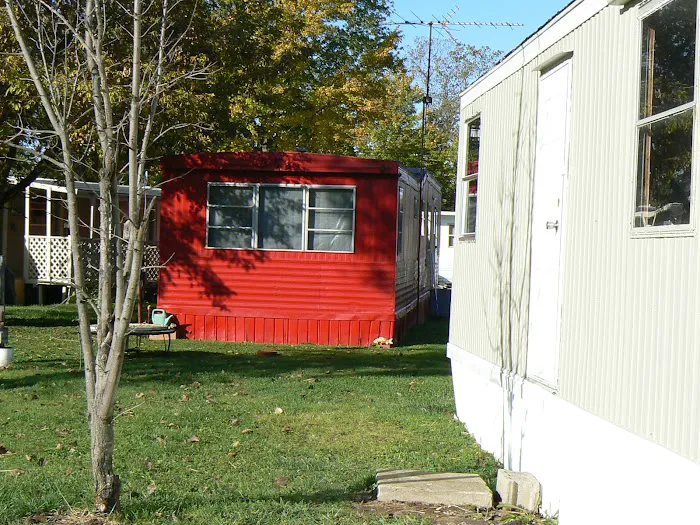 Flat Rock Terrace Mobile Home Community Picture 2