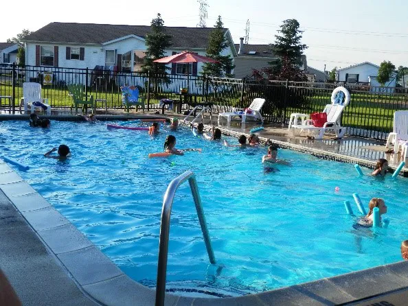 Tanglewood Village Picture 4